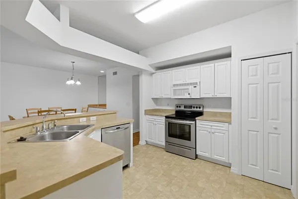 $269,900 | 10529 Northwest 28th Lane, Gainesville, FL 32606