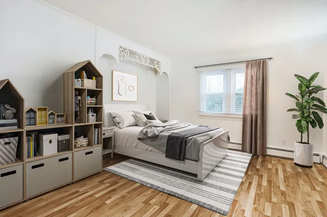 $1,298,880 | 69 Warwick Road, Great Neck, NY 11023