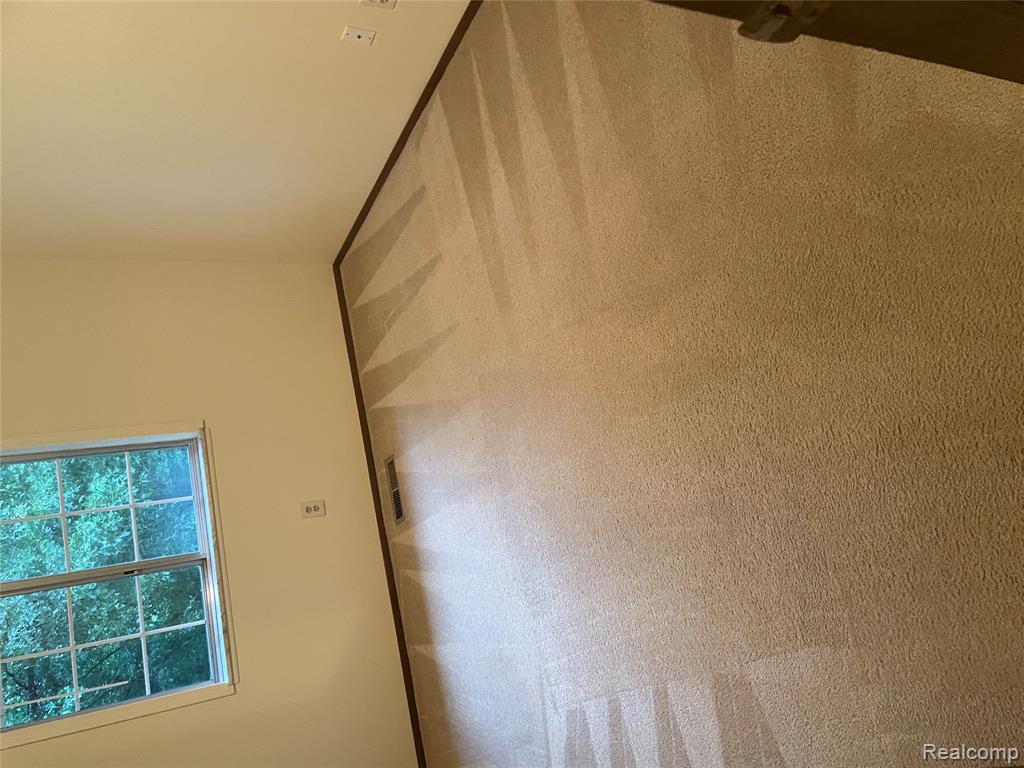 10461 Eagle Road Davisburg, MI 48350 - Photo 12 of 25