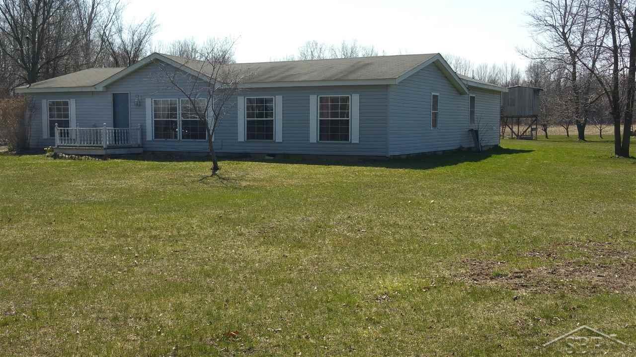 4674 Busch Road Birch Run, MI 48415 - Photo 2 of 14 31287195-1.JPG