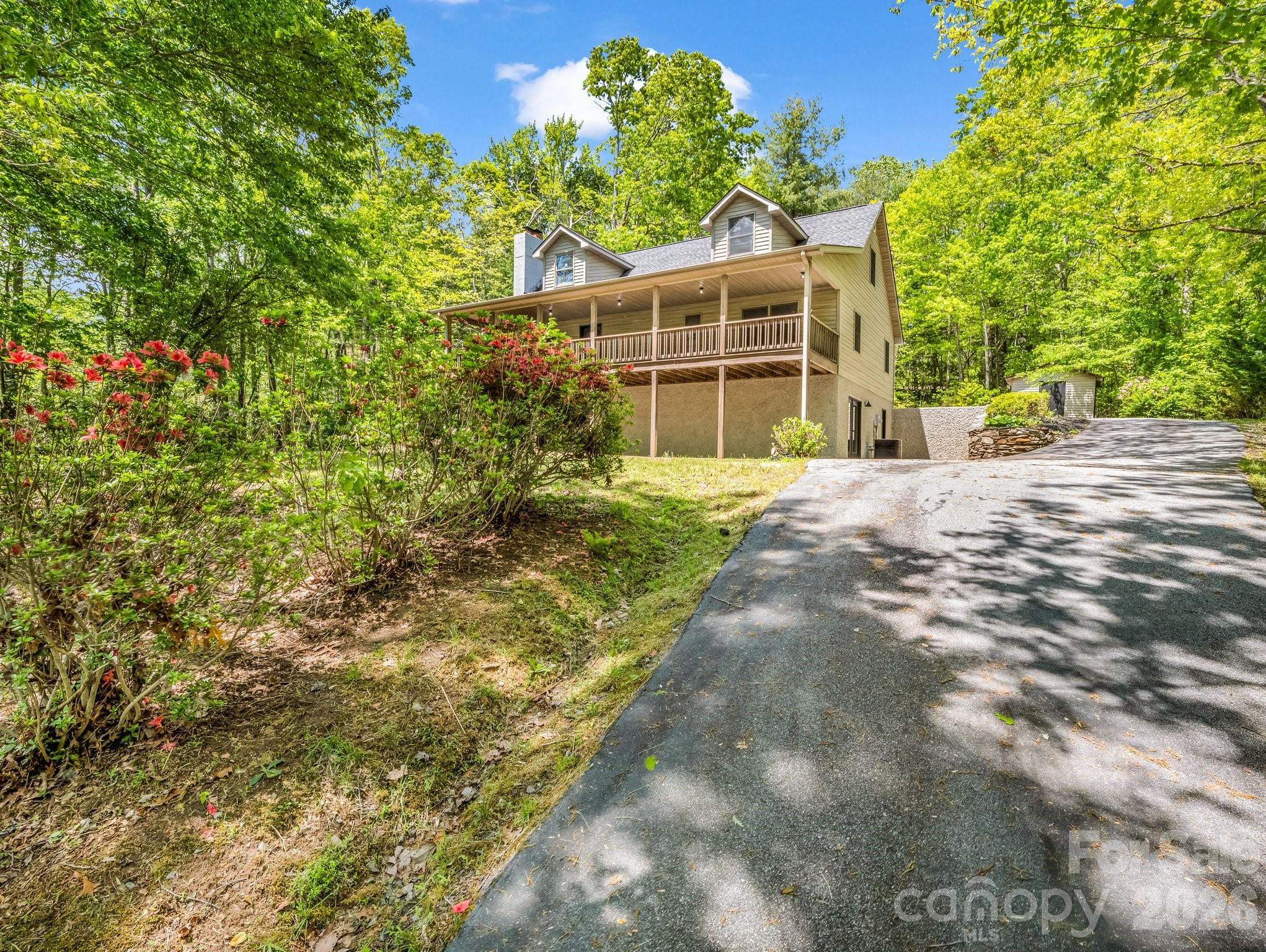 2304 Mountain Page Road Saluda, NC 28773 - Photo 32 of 38