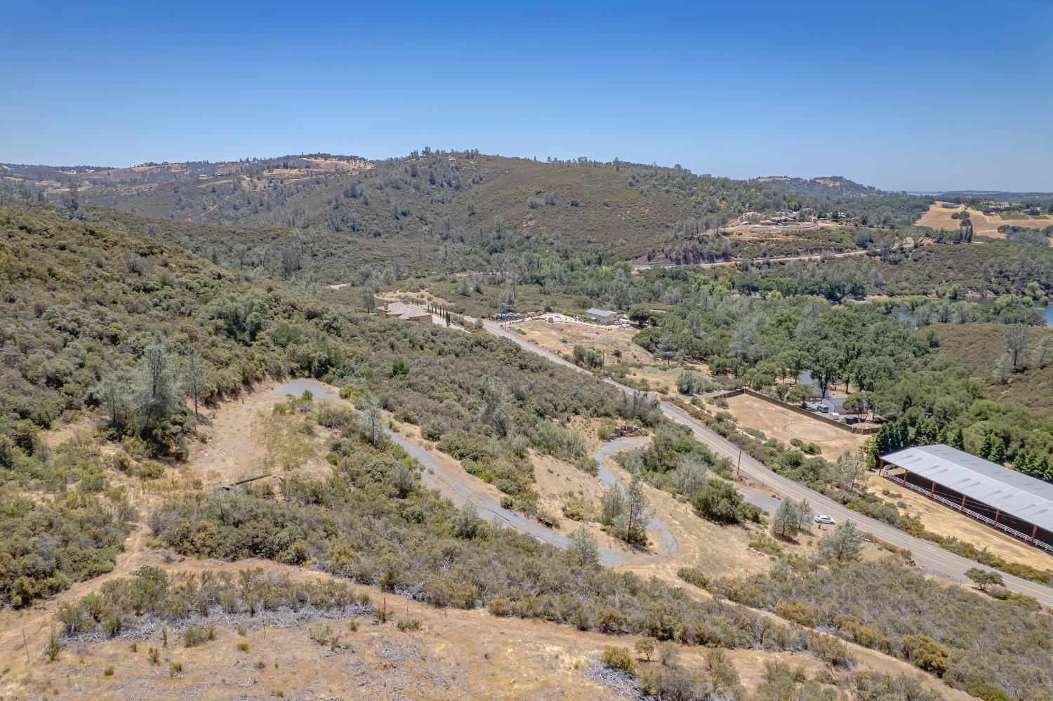 417 Salmon Falls Road El Dorado Hills, CA 95762 - Photo 8 of 47 a view of a mountain in the distance