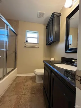 $2,400 | 619 Dalobo Boulevard, Edinburg, TX 78541