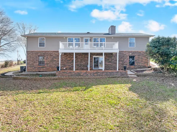 $1,100,000 | 182 Loop Drive, Winchester, TN 37398