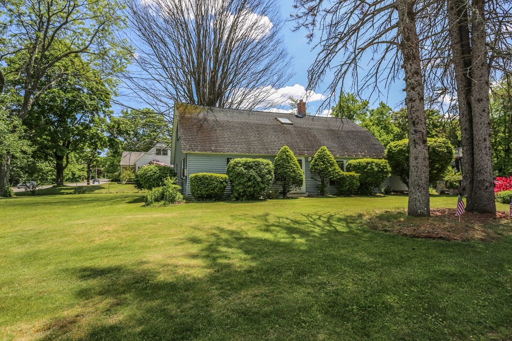 2 Meadow Road Westborough, MA 01581 - Photo 5 of 6 Gallery Image 5