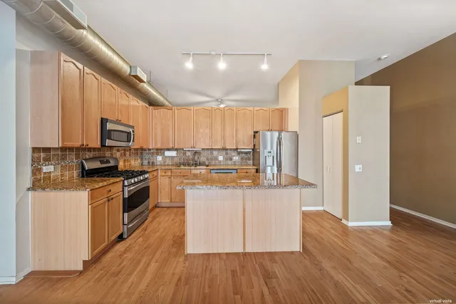 $2,850 | 1631 South Michigan Avenue, Unit 301, Chicago, IL 60616