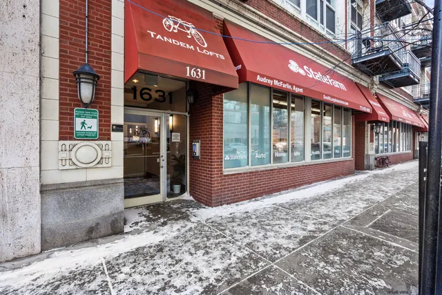 $2,850 | 1631 South Michigan Avenue, Unit 301, Chicago, IL 60616