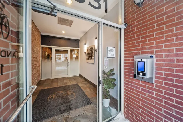 $2,850 | 1631 South Michigan Avenue, Unit 301, Chicago, IL 60616