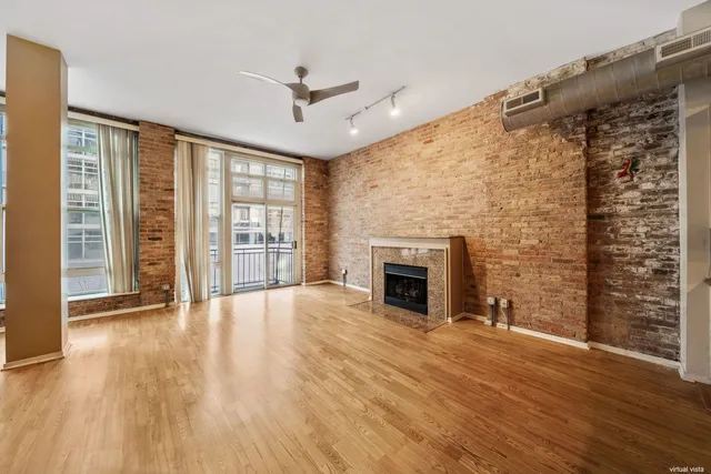 $2,850 | 1631 South Michigan Avenue, Unit 301, Chicago, IL 60616