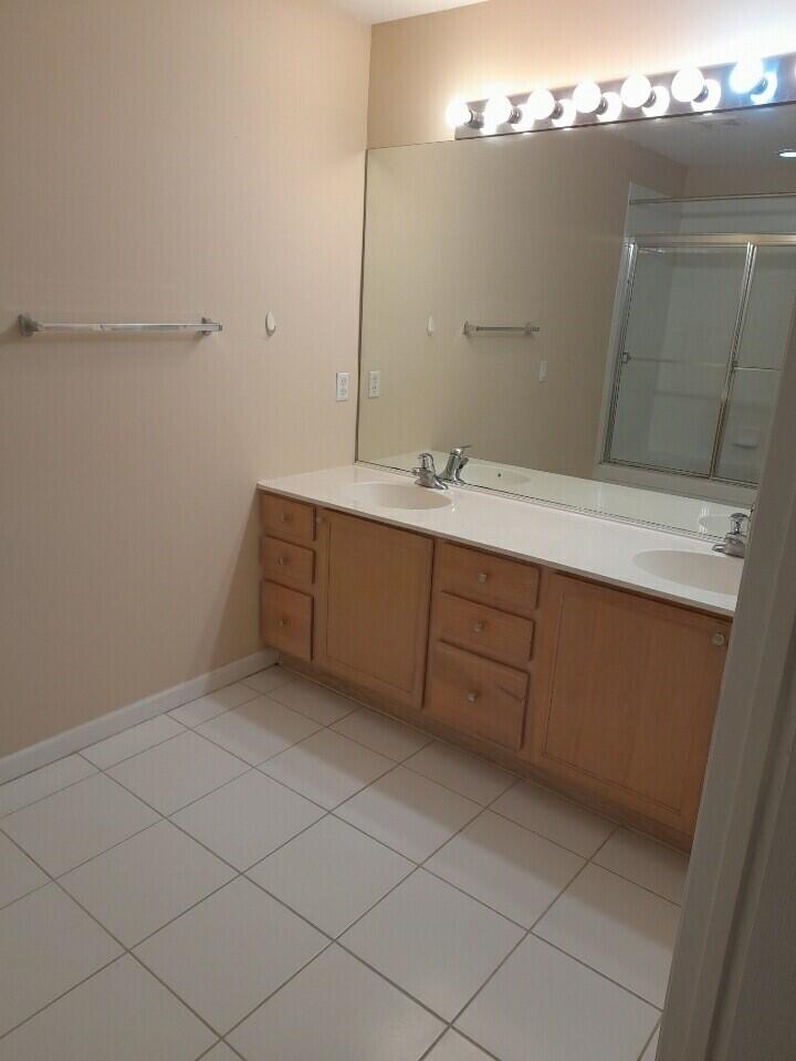 1104 Woodfield Road Greenacres, FL 33415 - Photo 4 of 11 thumbnail_imagejpeg_0 3