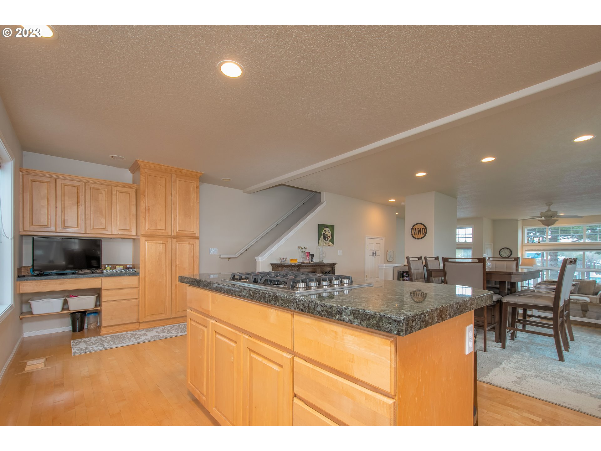 552 Northeast Bridgeton Road Portland, OR 97211 - Photo 24 of 47 Gallery Image 24