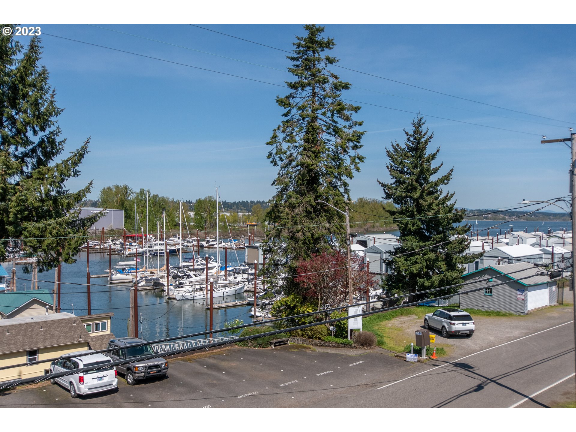 552 Northeast Bridgeton Road Portland, OR 97211 - Photo 32 of 47 Gallery Image 32