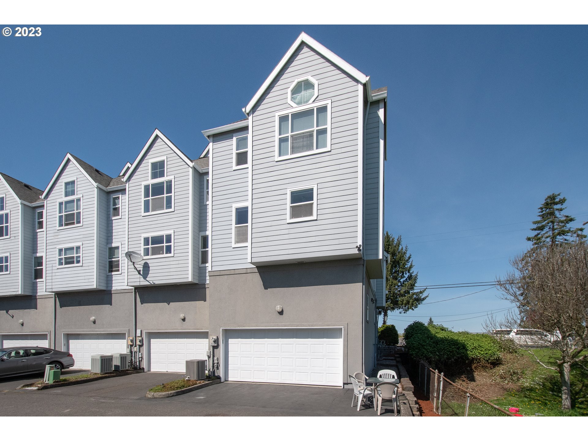 552 Northeast Bridgeton Road Portland, OR 97211 - Photo 41 of 47 Gallery Image 41