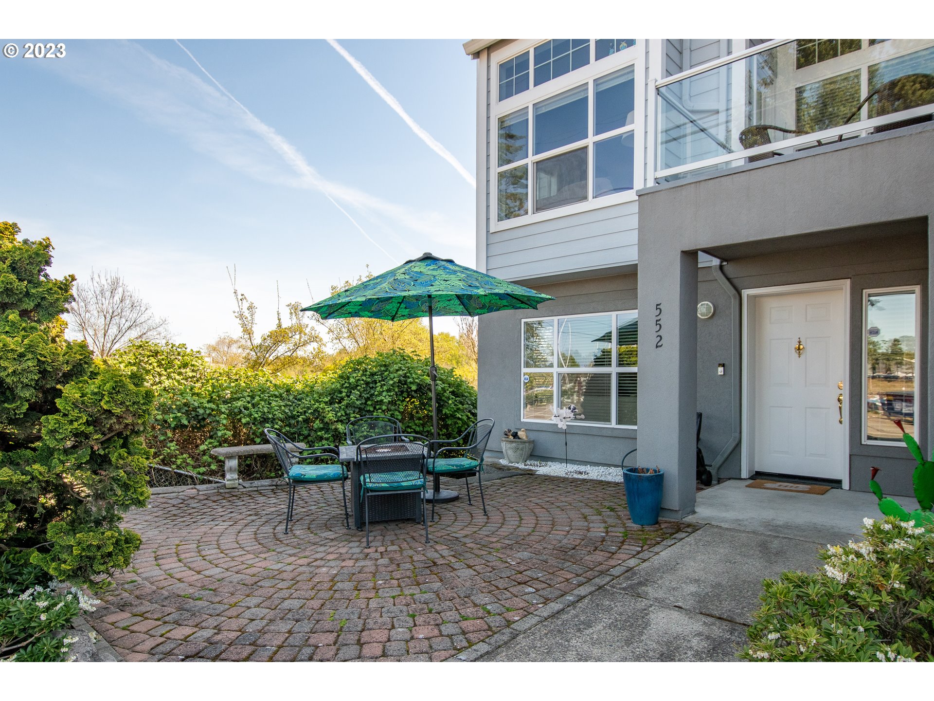 552 Northeast Bridgeton Road Portland, OR 97211 - Photo 5 of 47 Gallery Image 5