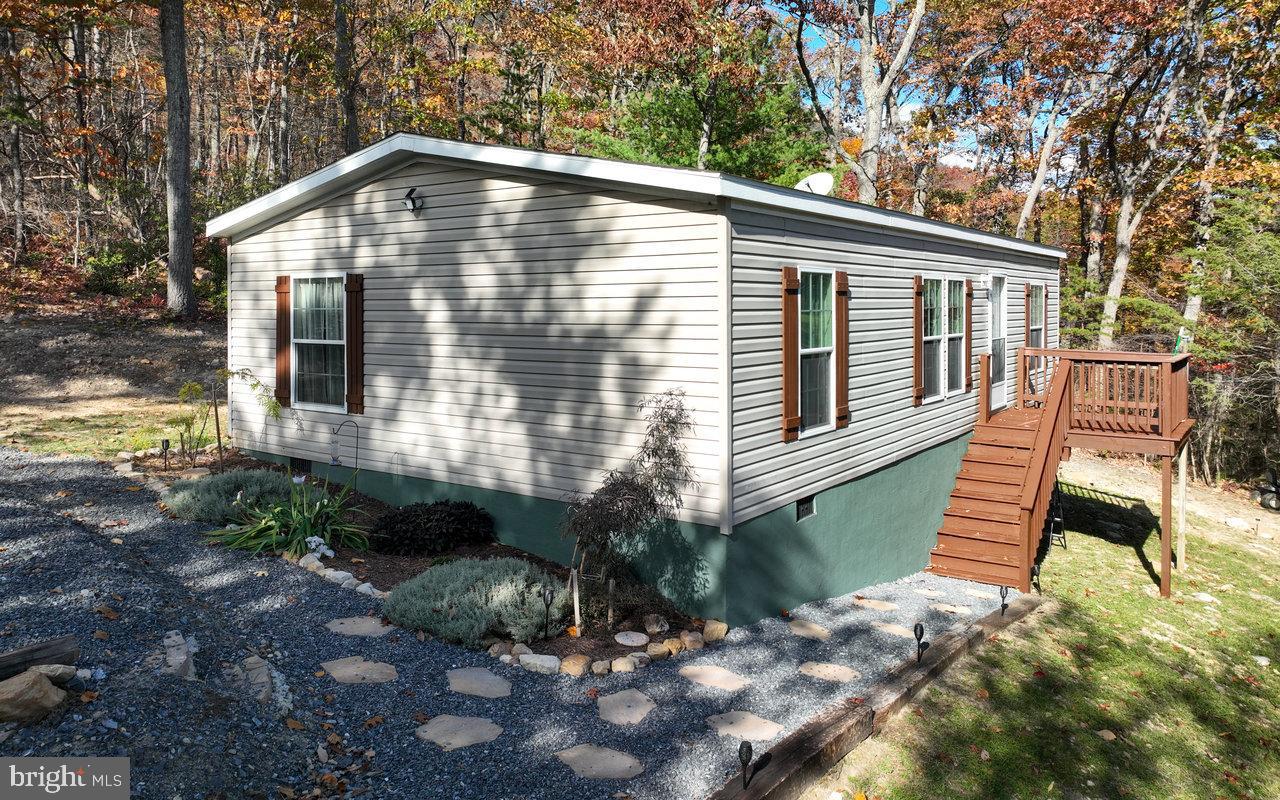 187 Holly Hl Road Luray, VA 22835 - Photo 24 of 60 a front view of a house with garden