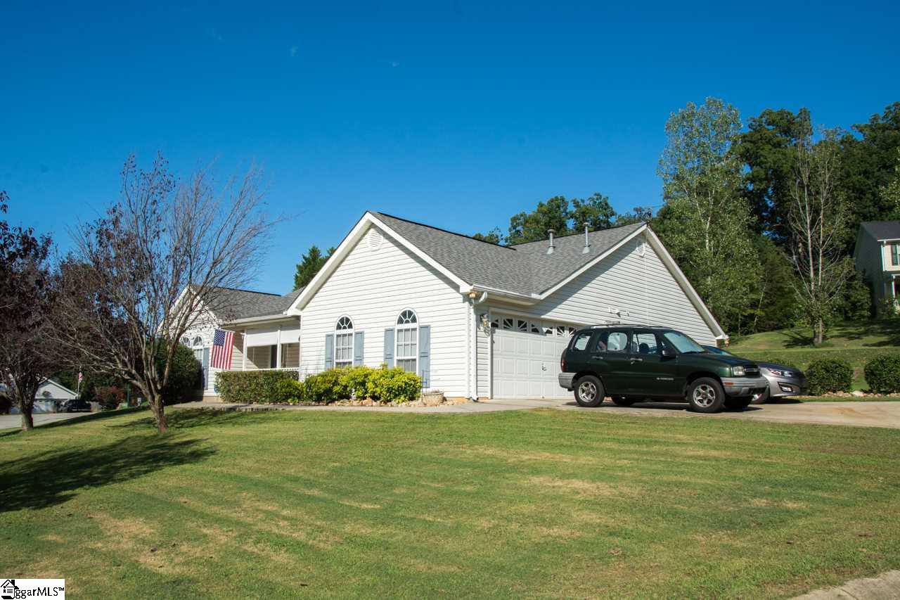100 Reagan Way Fountain Inn, SC 29644 - Photo 4 of 36 Gallery Image 4