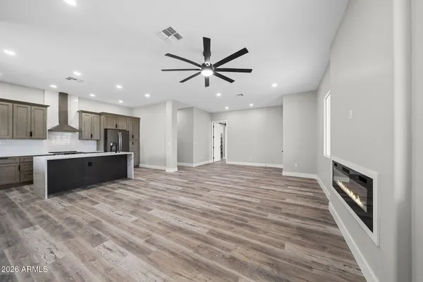 $535,000 | 102 South Montgomery Avenue, Vail, AZ 85641