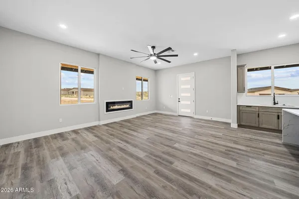 $535,000 | 102 South Montgomery Avenue, Vail, AZ 85641