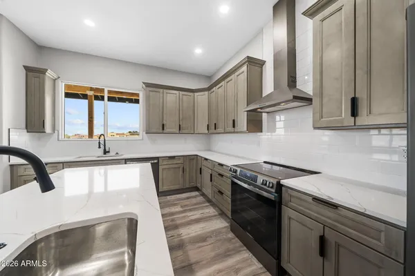 $535,000 | 102 South Montgomery Avenue, Vail, AZ 85641
