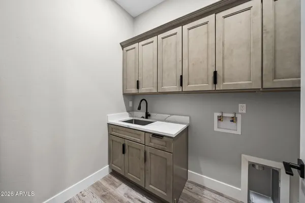 $535,000 | 102 South Montgomery Avenue, Vail, AZ 85641