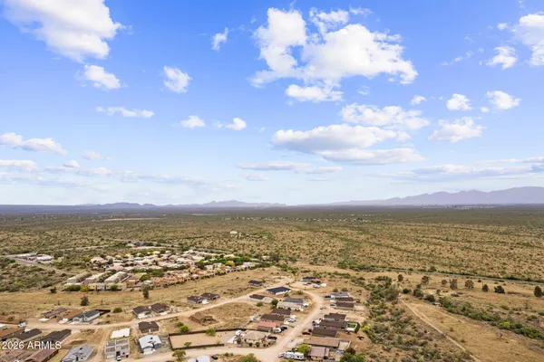 $535,000 | 102 South Montgomery Avenue, Vail, AZ 85641