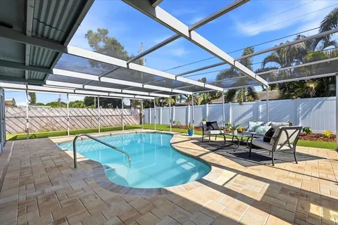 $549,000 | 1354 62nd Avenue South, St. Petersburg, FL 33705