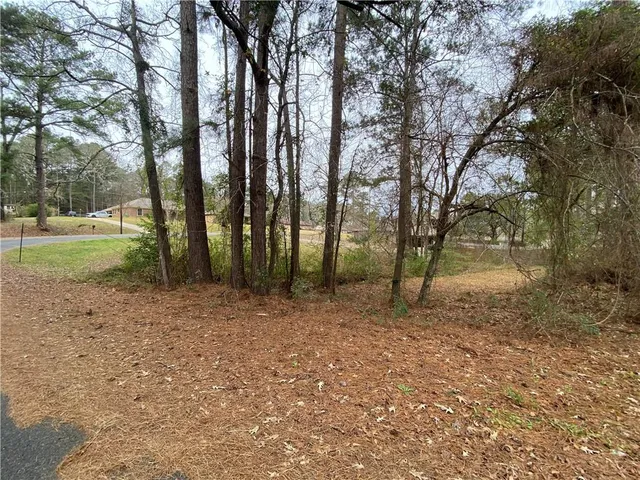 $21,500 | 129 Woodcliff Circle, Pineville, LA 71360