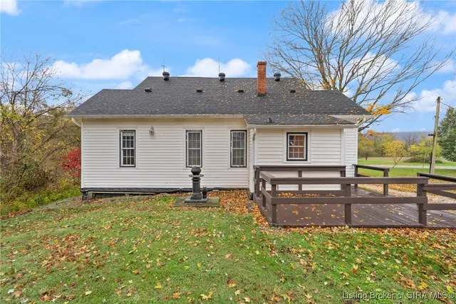 $325,000 | 14555 Old Highway 111 Southeast, Elizabeth, IN 47117