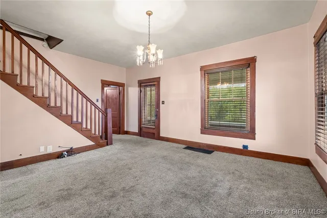 $325,000 | 14555 Old Highway 111 Southeast, Elizabeth, IN 47117