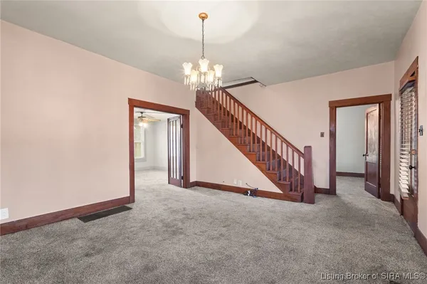 $325,000 | 14555 Old Highway 111 Southeast, Elizabeth, IN 47117
