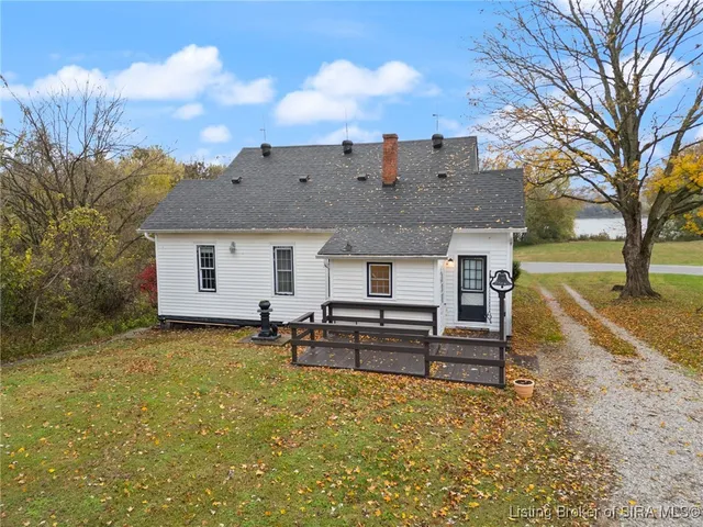 $325,000 | 14555 Old Highway 111 Southeast, Elizabeth, IN 47117