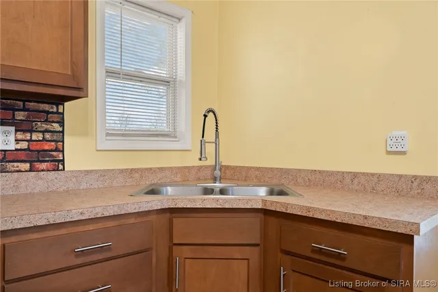 $325,000 | 14555 Old Highway 111 Southeast, Elizabeth, IN 47117