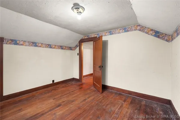 $325,000 | 14555 Old Highway 111 Southeast, Elizabeth, IN 47117