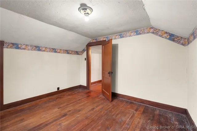 $325,000 | 14555 Old Highway 111 Southeast, Elizabeth, IN 47117