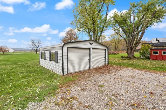 $325,000 | 14555 Old Highway 111 Southeast, Elizabeth, IN 47117