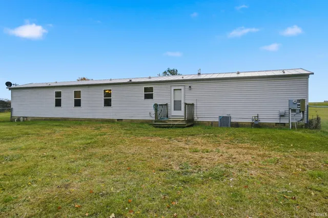 $139,900 | 10930 Yoder Road, Roanoke, IN 46783