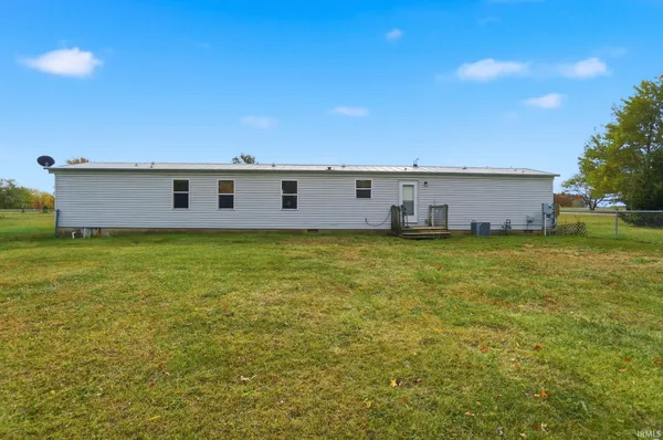 $135,000 | 10930 Yoder Road, Roanoke, IN 46783