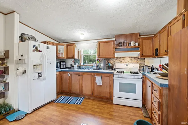 $135,000 | 10930 Yoder Road, Roanoke, IN 46783