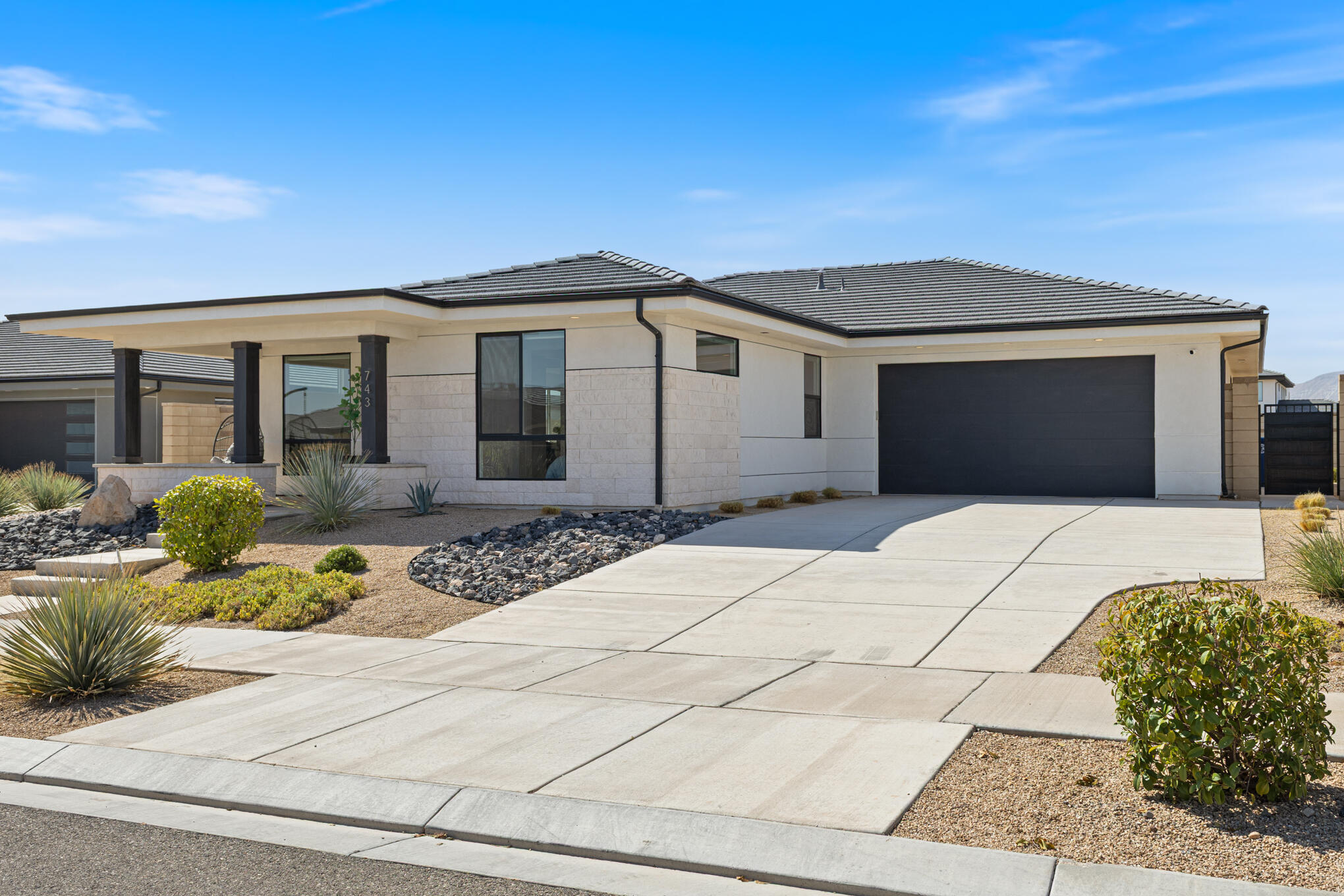 743 Rust Bluff Drive St. George, UT 84790 - Photo 3 of 54 743 W Rust Bluff Dr St George-3