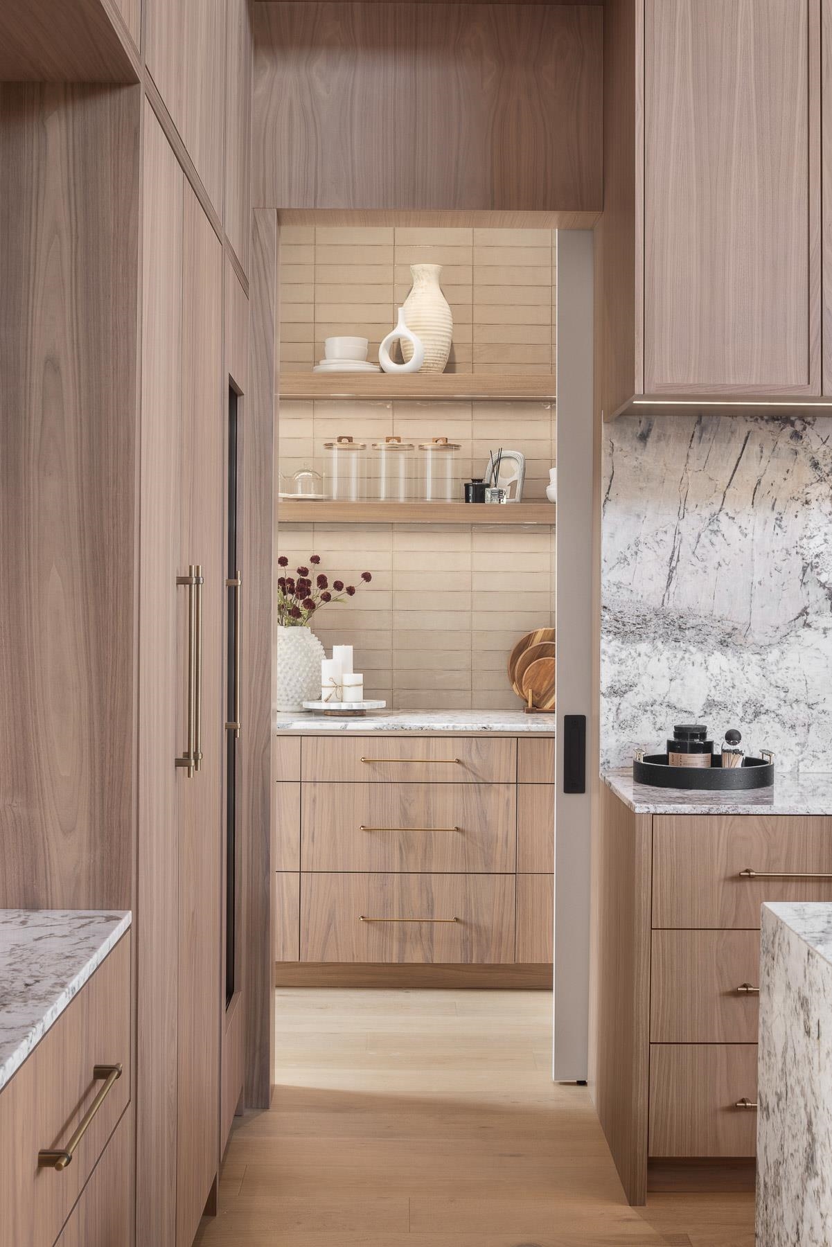 11633 Henness Road Truckee, CA 96161 - Photo 11 of 26 a view of cabinets and window