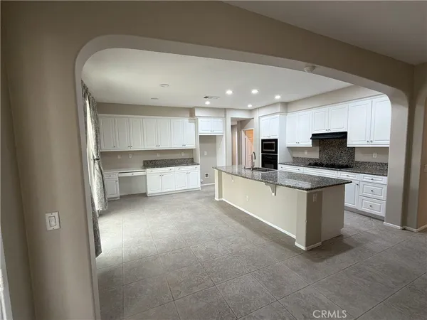 $3,500 | 44148 48th Street West, Lancaster, CA 93536