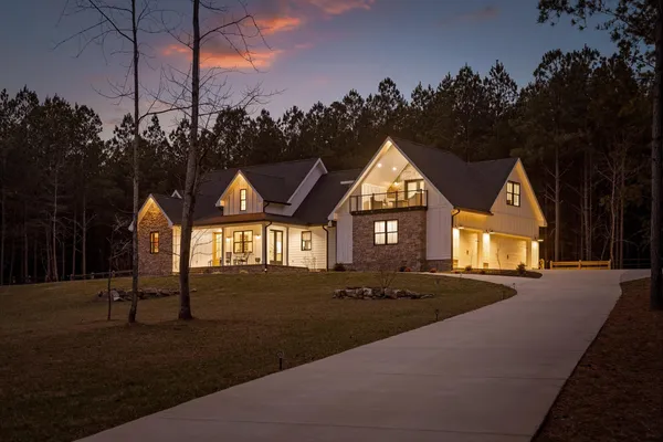 $975,000 | 4190 Crockett Pointe, Jasper, TN 37347