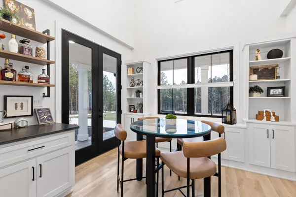 $975,000 | 4190 Crockett Pointe, Jasper, TN 37347