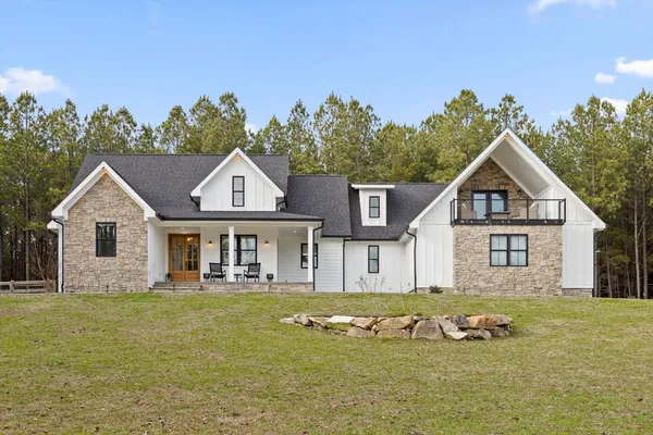 $975,000 | 4190 Crockett Pointe, Jasper, TN 37347