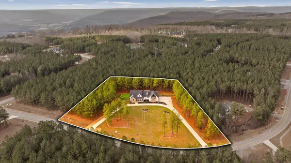 $975,000 | 4190 Crockett Pointe, Jasper, TN 37347