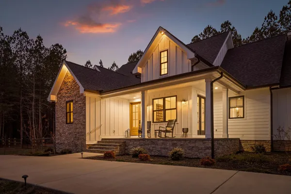 $975,000 | 4190 Crockett Pointe, Jasper, TN 37347