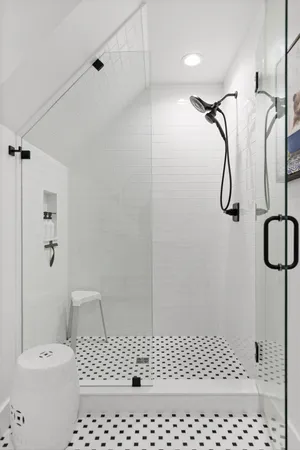 $975,000 | 4190 Crockett Pointe, Jasper, TN 37347