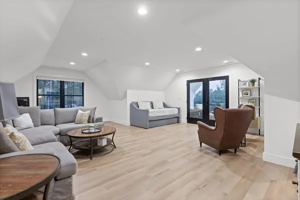 $975,000 | 4190 Crockett Pointe, Jasper, TN 37347