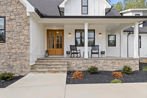 $975,000 | 4190 Crockett Pointe, Jasper, TN 37347