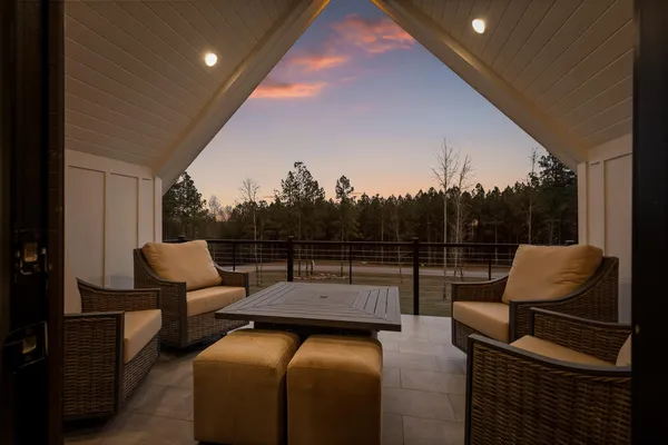 $975,000 | 4190 Crockett Pointe, Jasper, TN 37347